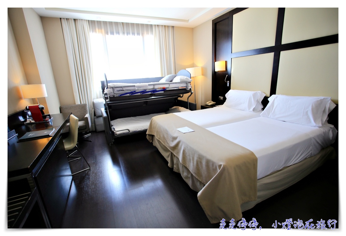 西班牙馬德里機場附近住宿｜Maydrit 邁德里特酒店，免費24小時送機、家庭房超有趣～