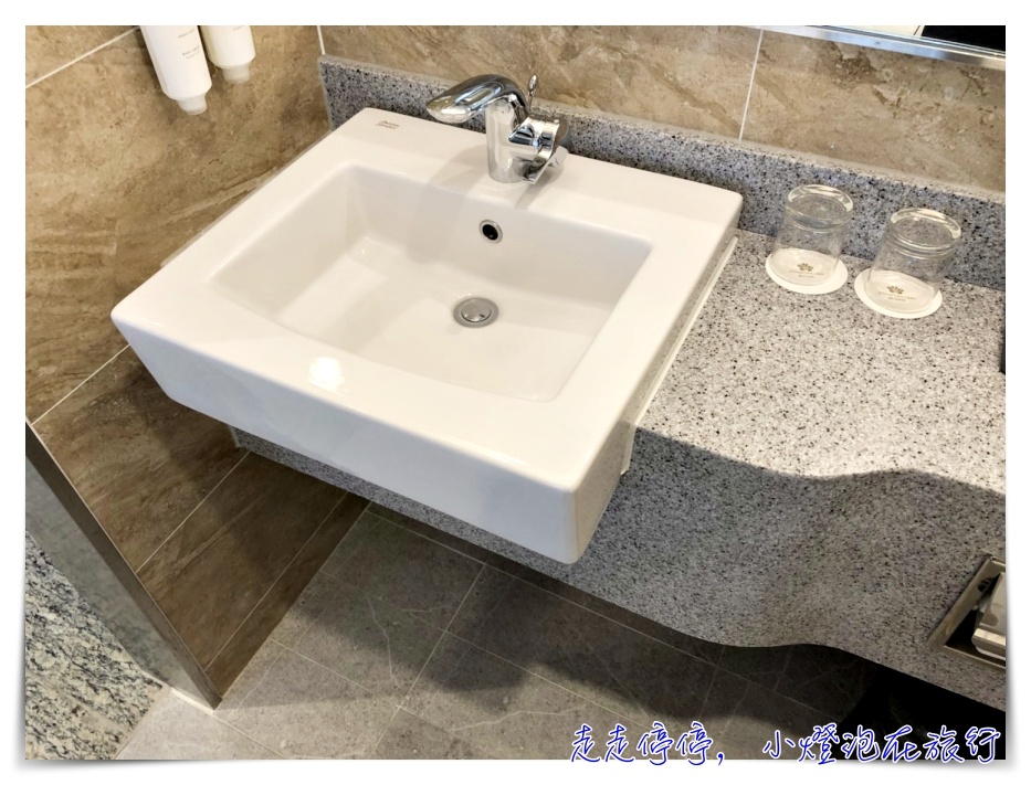 釜山住宿｜Stanford inn Busan札嘎其站史丹佛酒店，超便宜、交通好、網速快、位置好，訂房網一致高分評價～